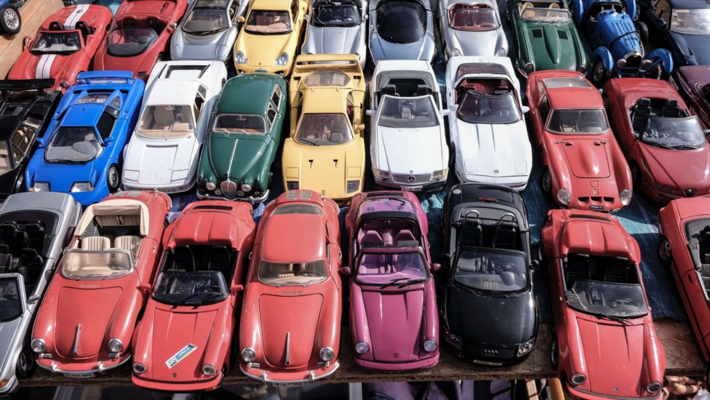 駐車場が混雑している写真